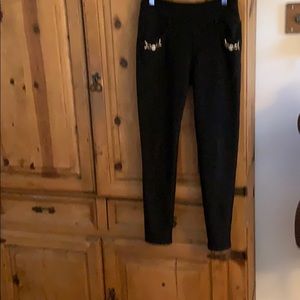 Absolutely gorgeous (and plush) black leggings!